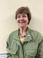 Portrait of Leslie Heavey